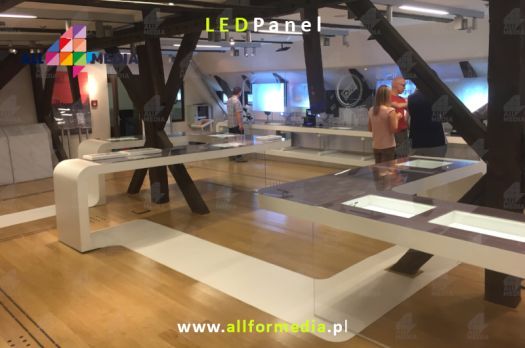 6-45 LED RGB Illuminated Glass Floor MF600 www-allformedia-pl.jpg
